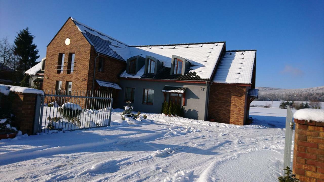 Vila Lipa Nový Bor Esterno foto
