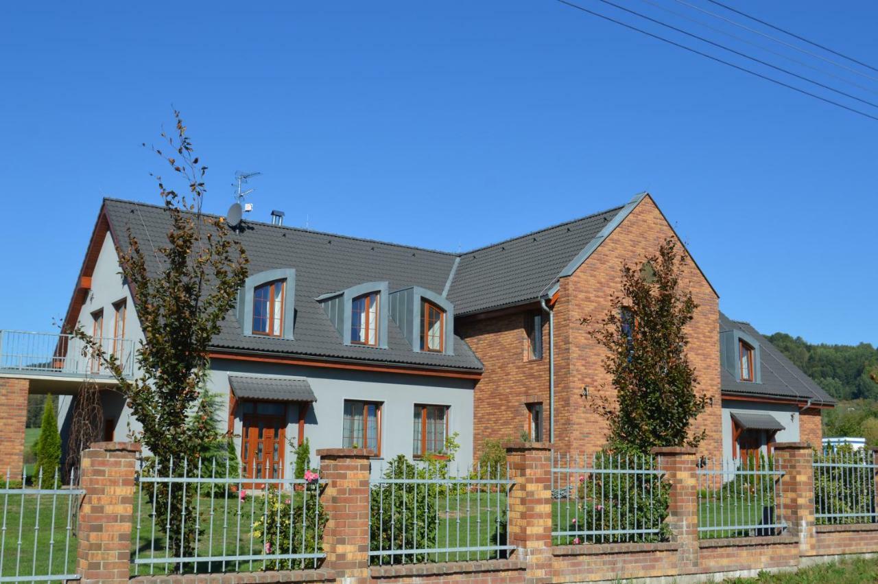Vila Lipa Nový Bor Esterno foto