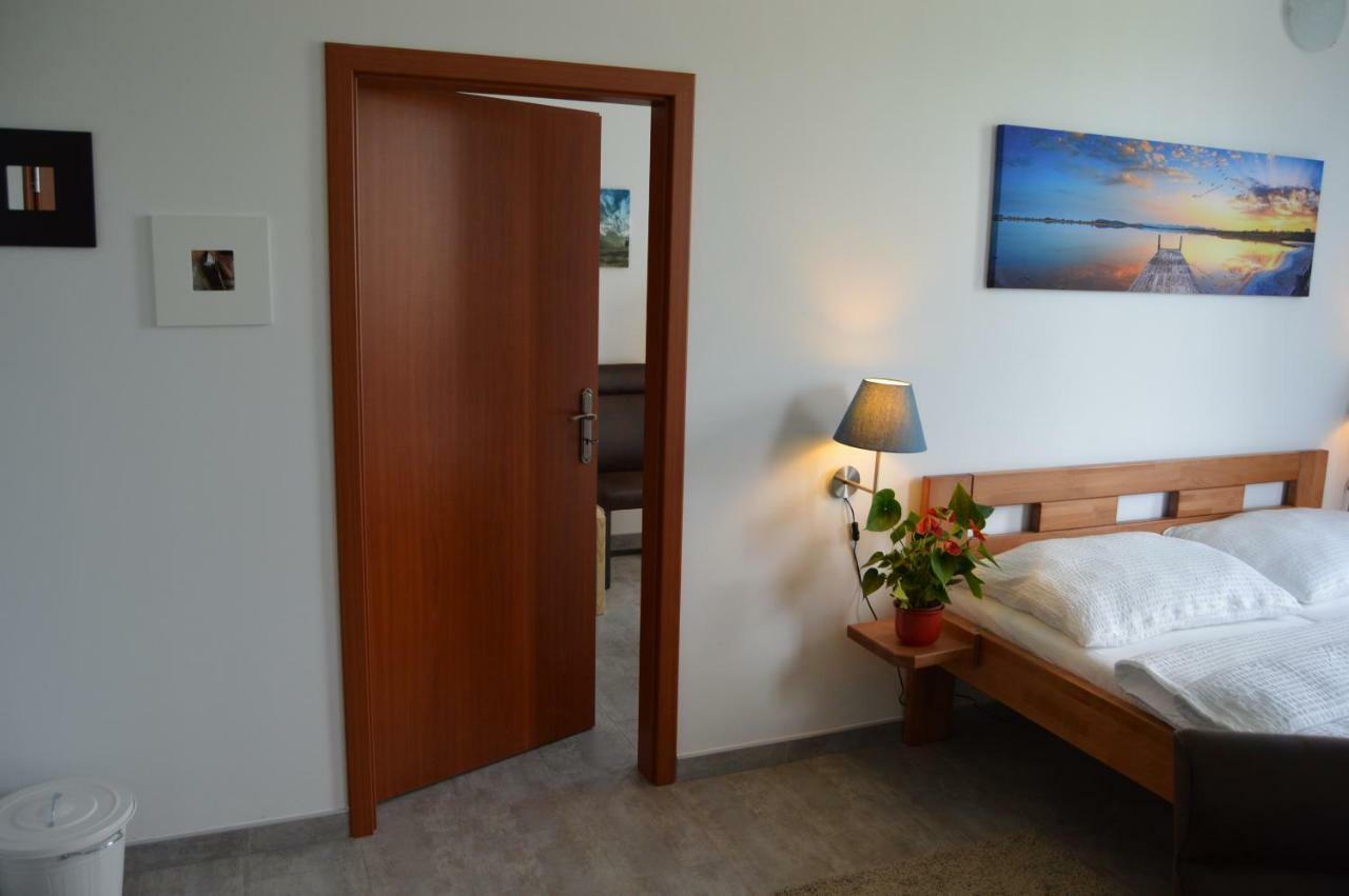 Vila Lipa Nový Bor Esterno foto